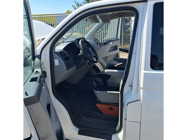 Bedijfswagen volkswagen, transporter kombi trendline 2.0 tdi, bouwjaar 2015 - afbeelding 4 van  70