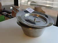 Bedpan met deksel - afbeelding 1 van  1