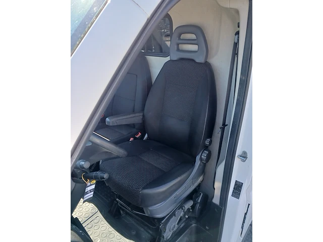 Bedrijfsauto citroen, jumper 30 l2h1 2.0 blue hdi, wit, bouwjaar 2016 - afbeelding 4 van  64