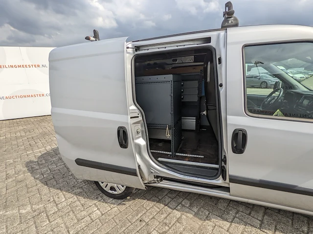 Bedrijfsauto fiat, doblo, bouwjaar 2016 - afbeelding 31 van  61