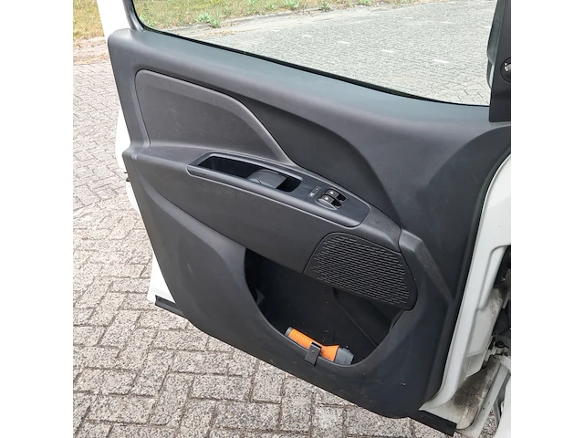 Bedrijfsauto fiat, doblo cargo 1.4 fire l1h1 sx, bouwjaar 2017 - afbeelding 40 van  49