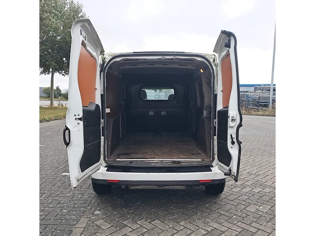 Bedrijfsauto, fiat, doblo cargo 1.4 t-jet natural power sx maxi, 2013 - afbeelding 37 van  51