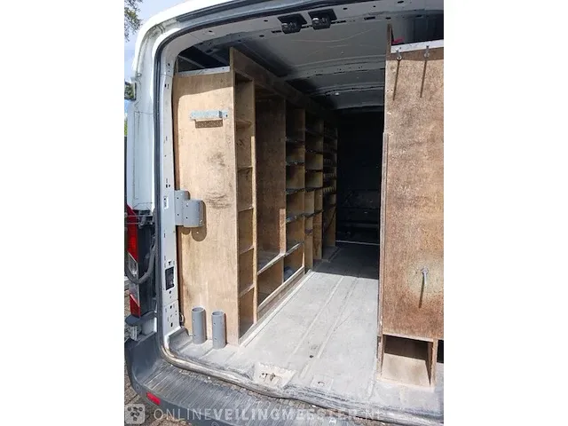 Bedrijfsauto ford, transit 310 2.0 tdci l2h2 trend , bouwjaar 2017 - afbeelding 36 van  48