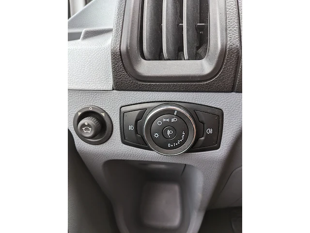 Bedrijfsauto ford, transit 350 2.0 tdci l4h1 trend, bouwjaar 2018 - afbeelding 13 van  48