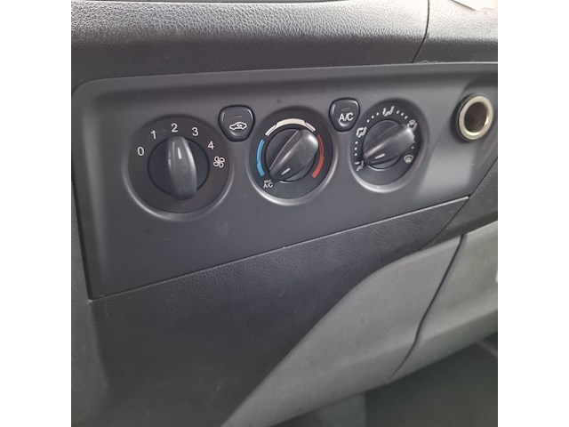 Bedrijfsauto, ford, transit custom 270 2.2 tdci l1h1 trend, 2012 - afbeelding 20 van  68