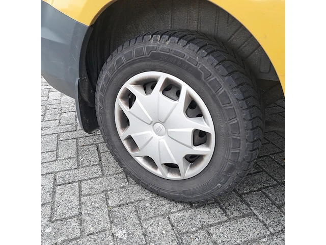 Bedrijfsauto, ford, transit custom 290 2.2 tdci l2h2 trend, 2015 - afbeelding 11 van  47