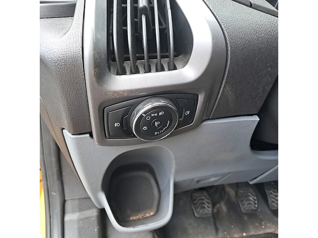 Bedrijfsauto, ford, transit custom 290 2.2 tdci l2h2 trend, 2015 - afbeelding 20 van  47