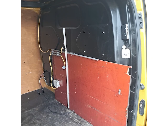 Bedrijfsauto, ford, transit custom 290 2.2 tdci l2h2 trend, 2015 - afbeelding 35 van  47