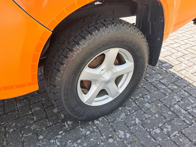 Bedrijfsauto, isuzu, d-max 2.5 double cab lsx 4wd, 2016 - afbeelding 9 van  67