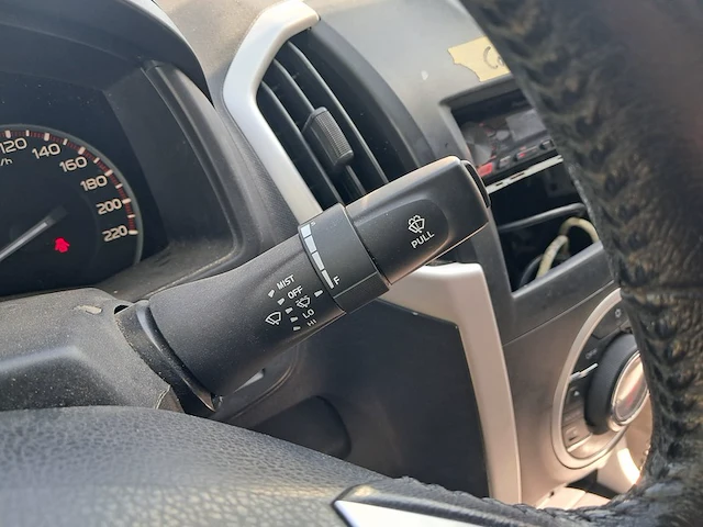 Bedrijfsauto, isuzu, d-max 2.5 double cab lsx 4wd, 2016 - afbeelding 31 van  67