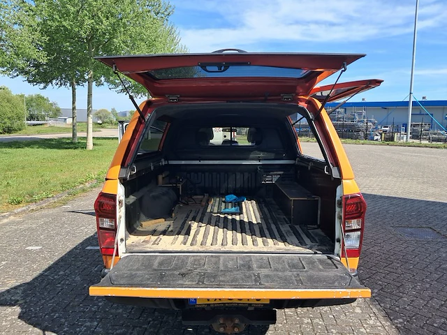 Bedrijfsauto, isuzu, d-max 2.5 double cab lsx 4wd, 2016 - afbeelding 49 van  67