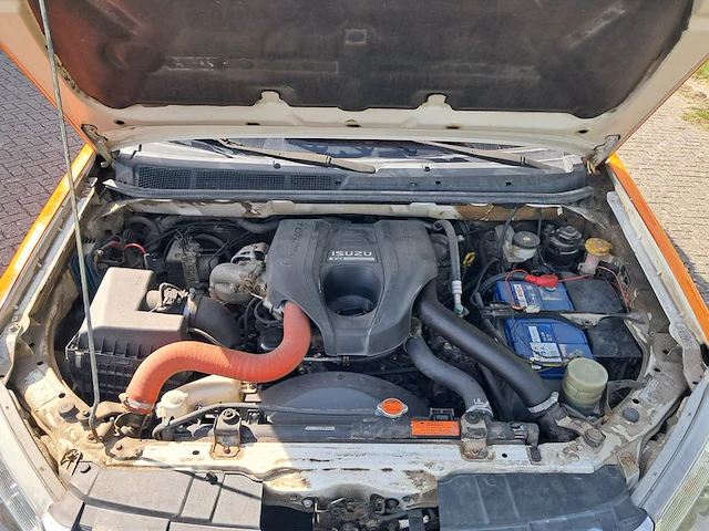 Bedrijfsauto, isuzu, d-max 2.5 double cab lsx 4wd, 2016 - afbeelding 54 van  67