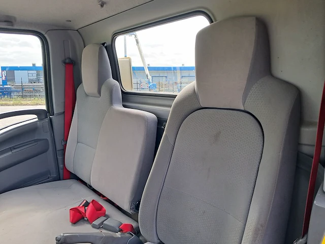 Bedrijfsauto isuzu, n1r, bouwjaar 2016 - afbeelding 25 van  46