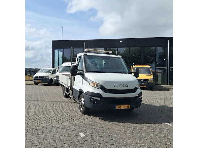 Bedrijfsauto, iveco, daily 35c15 3.0 345, 2015 - afbeelding 1 van  52