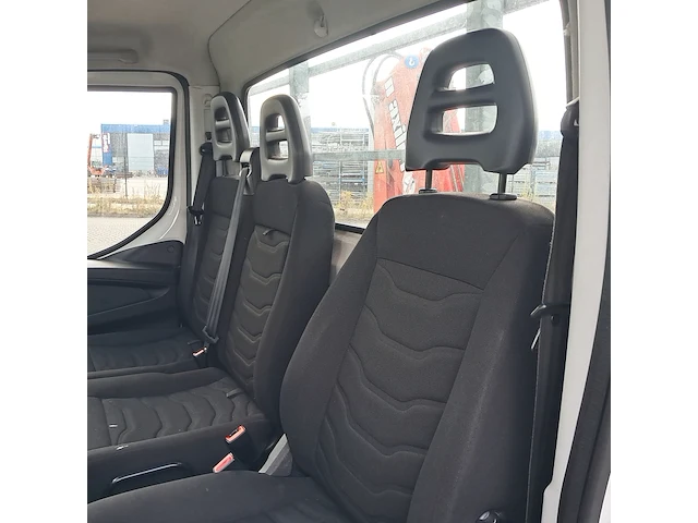 Bedrijfsauto, iveco, daily 35c15 3.0 345, 2015 - afbeelding 27 van  52