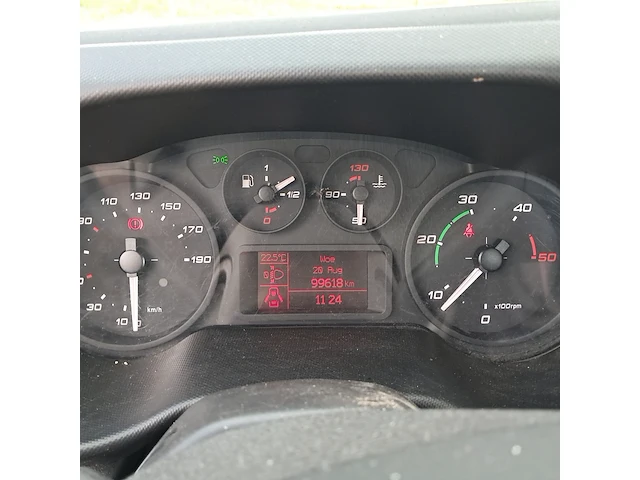 Bedrijfsauto, iveco, daily 35c15 3.0 345, 2015 - afbeelding 35 van  52