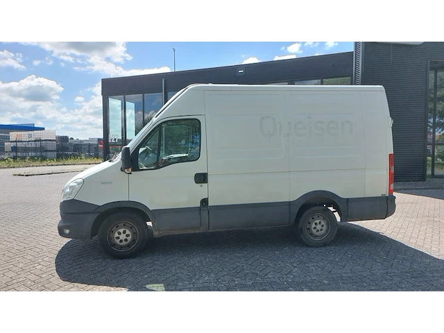Bedrijfsauto, iveco, daily 35s13v 300 h2 l, 2014 - afbeelding 4 van  53