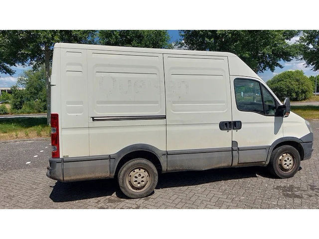 Bedrijfsauto, iveco, daily 35s13v 300 h2 l, 2014 - afbeelding 14 van  53