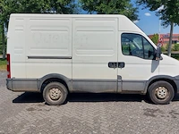 Bedrijfsauto, iveco, daily 35s13v 300 h2 l, 2014 - afbeelding 50 van  53