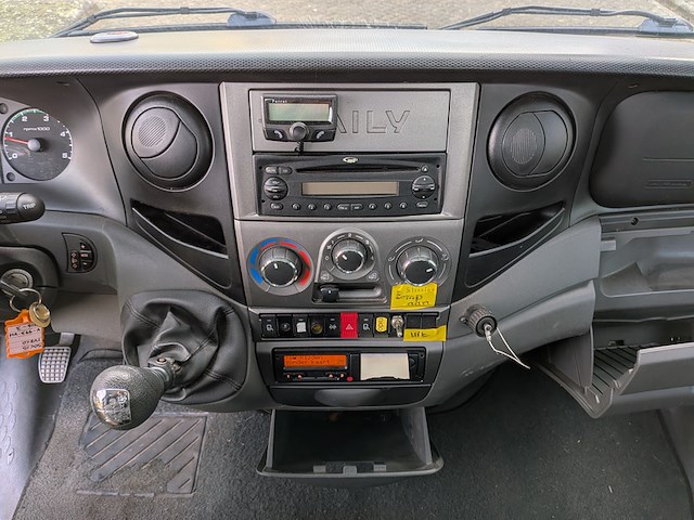 Bedrijfsauto iveco, daily 50c15 345, n.v.t., bouwjaar 2013 - afbeelding 32 van  47