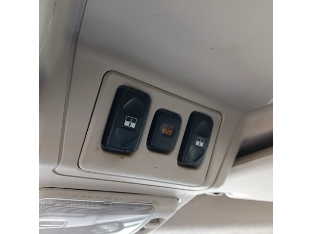Bedrijfsauto, land rover, discovery series 2: 2.5 tds automatic, 2002 - afbeelding 32 van  91