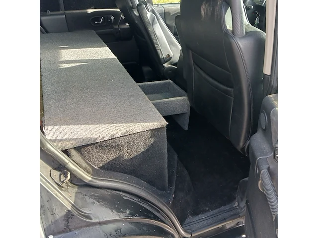 Bedrijfsauto, land rover, discovery series 2: 2.5 tds automatic, 2002 - afbeelding 47 van  91