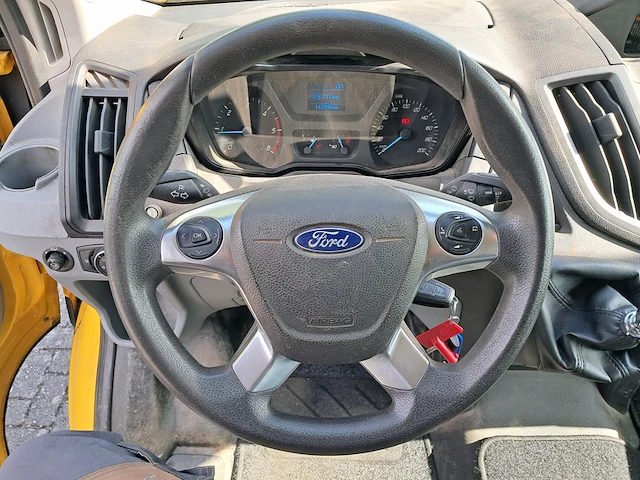 Bedrijfsauto met autolaadkraan, ford, transit pick-up 310 2.2 l2h1 ambiente, 2016 - afbeelding 43 van  80