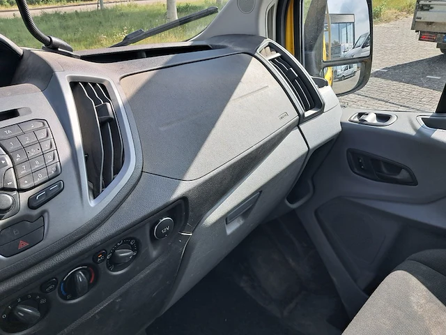 Bedrijfsauto met autolaadkraan, ford, transit pick-up 310 2.2 l2h1 ambiente, 2016 - afbeelding 54 van  80