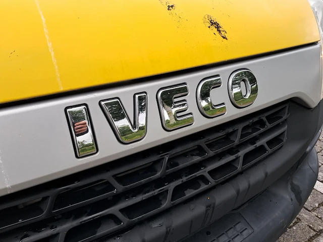 Bedrijfsauto met autolaadkraan, iveco, 40c14g, 2013 - afbeelding 2 van  64
