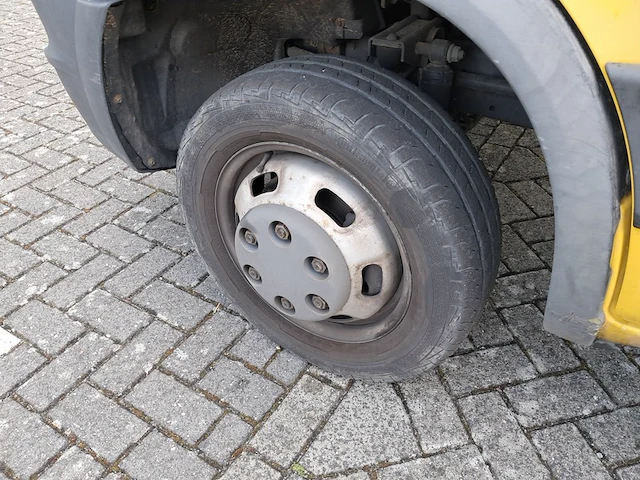 Bedrijfsauto met autolaadkraan, iveco, 40c14g, 2013 - afbeelding 32 van  64