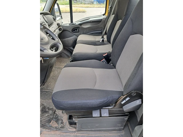 Bedrijfsauto met autolaadkraan, iveco, 40c14g, 2013 - afbeelding 38 van  64