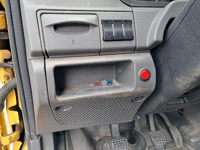 Bedrijfsauto met autolaadkraan, iveco, 40c14g, 2013 - afbeelding 46 van  64