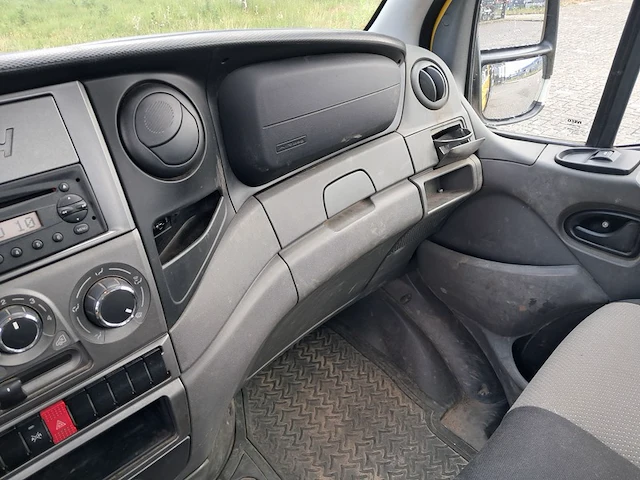 Bedrijfsauto met autolaadkraan, iveco, 40c14g, 2013 - afbeelding 49 van  64