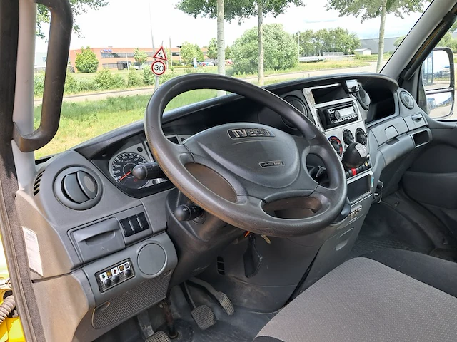 Bedrijfsauto met autolaadkraan iveco, 65c15 euro 4 ld, bouwjaar 2010 - afbeelding 29 van  59