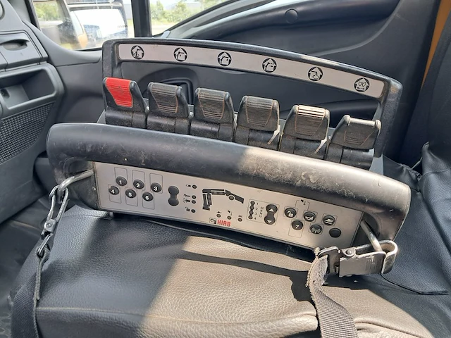 Bedrijfsauto met autolaadkraan iveco, 65c15 euro 4 ld, bouwjaar 2010 - afbeelding 44 van  59