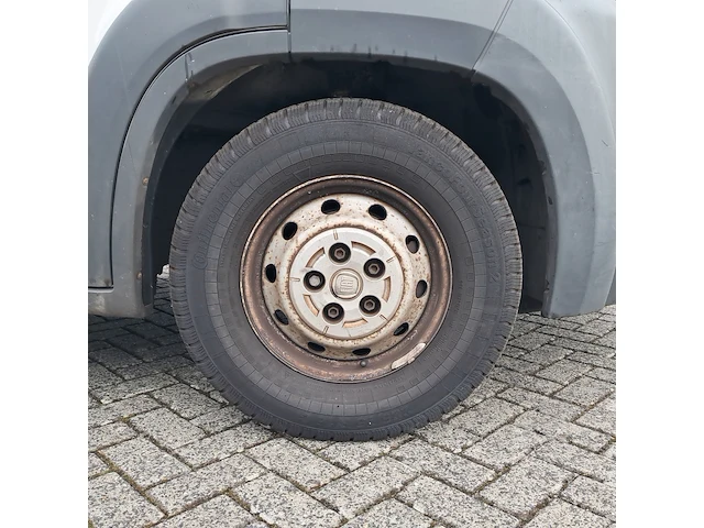 Bedrijfsauto met kipfunctie, fiat, ducato 35h 2.3 multijet l3h1 dc, 2014 - afbeelding 21 van  56