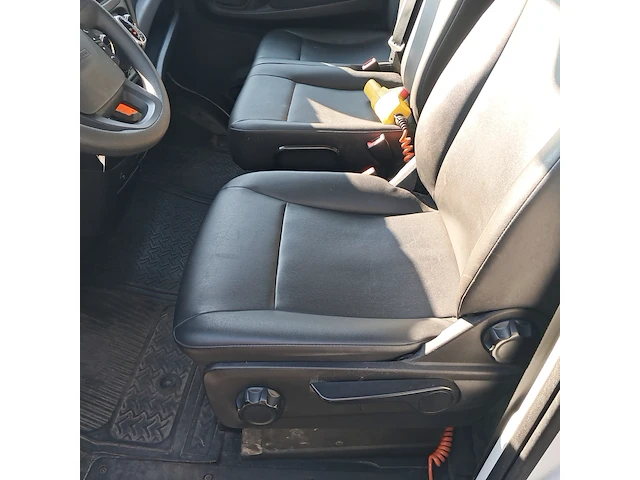 Bedrijfsauto met kipfunctie, iveco, 35s17d 3.0 410, 2016 - afbeelding 25 van  56