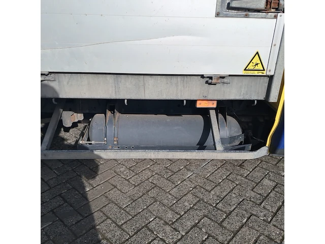 Bedrijfsauto met kipfunctie, iveco, daily 35s14n 3.0 345, 2016 - afbeelding 10 van  45