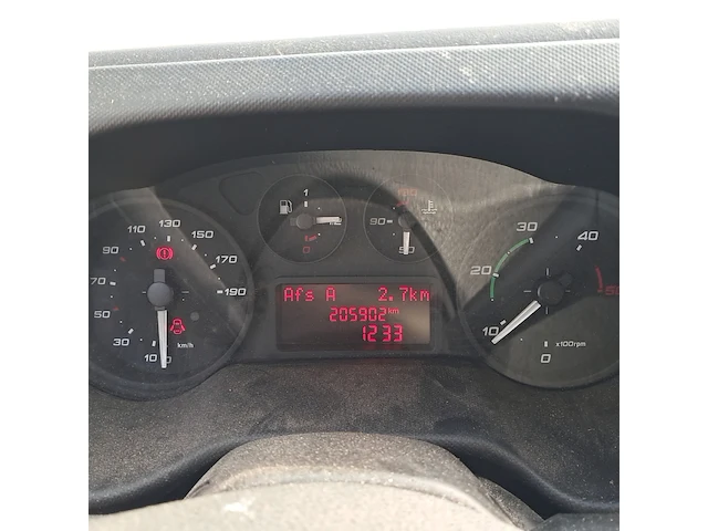 Bedrijfsauto met kipfunctie, iveco, daily 35s14n 3.0 345, 2016 - afbeelding 27 van  45