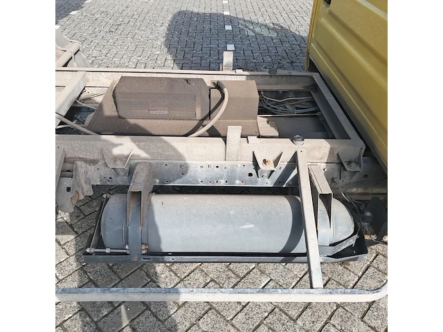 Bedrijfsauto met kipfunctie, iveco, daily 35s14n 3.0 345, 2016 - afbeelding 35 van  45