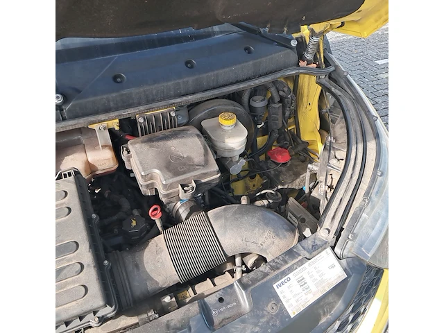 Bedrijfsauto met kipfunctie, iveco, daily 35s14n 3.0 345, 2016 - afbeelding 38 van  45