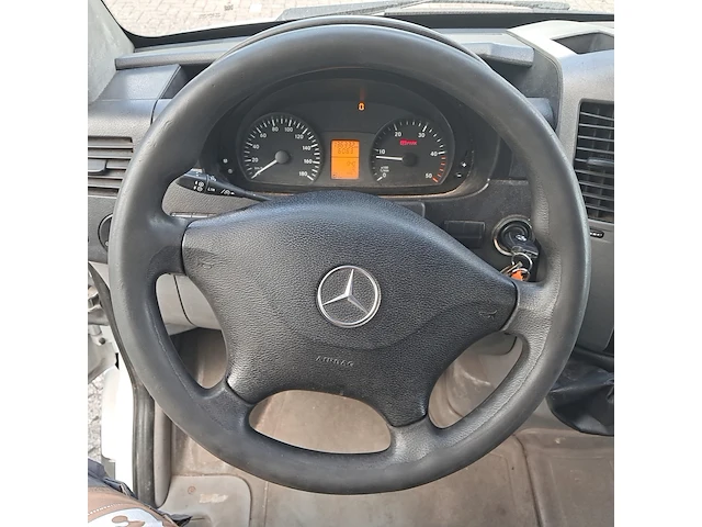 Bedrijfsauto met kipfunctie mercedes-benz, sprinter 513 2.2 bluetec 366 dc, bouwjaar 2015 - afbeelding 21 van  53