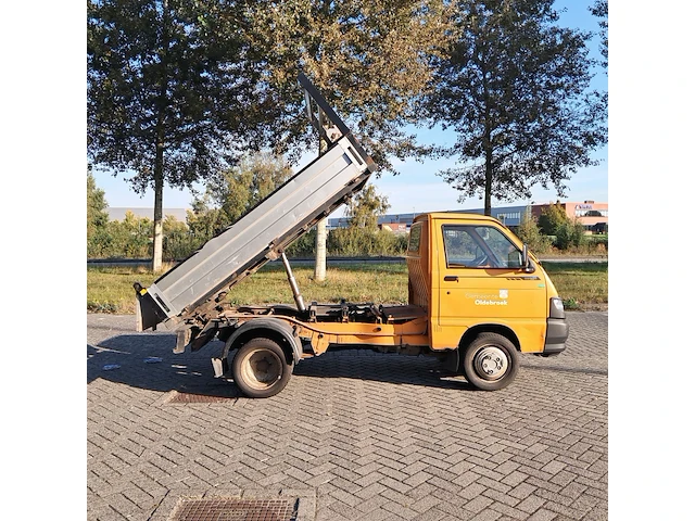 Bedrijfsauto met kipfunctie, piaggio, porter 1.3 kipper maxxi, 2012 - afbeelding 33 van  43