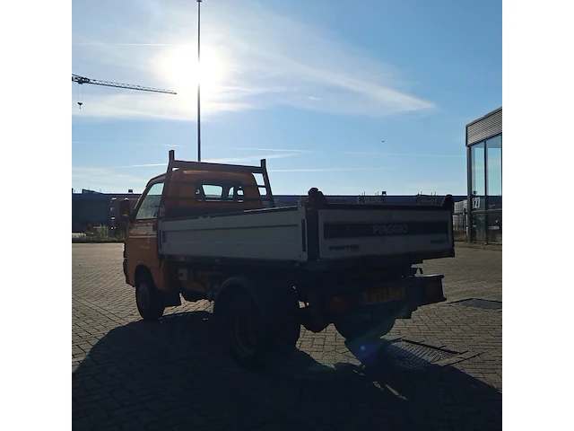 Bedrijfsauto met kipfunctie, piaggio, porter 1.3 kipper maxxi, 2012 - afbeelding 41 van  43