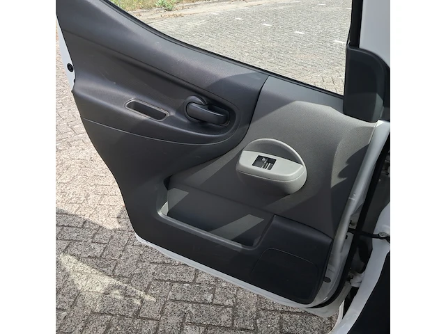 Bedrijfsauto nissan, e-nv200 bussiness, bouwjaar 2017 - afbeelding 42 van  54