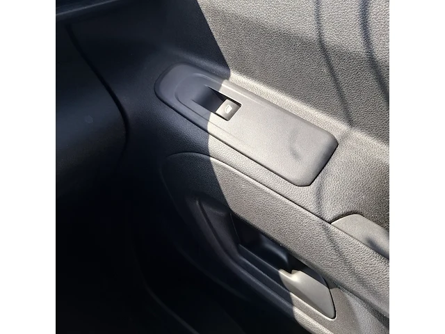 Bedrijfsauto, peugeot, partner premium blue hdi 75 - afbeelding 19 van  45