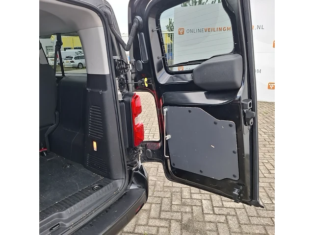 Bedrijfsauto, peugeot, traveller - afbeelding 26 van  44