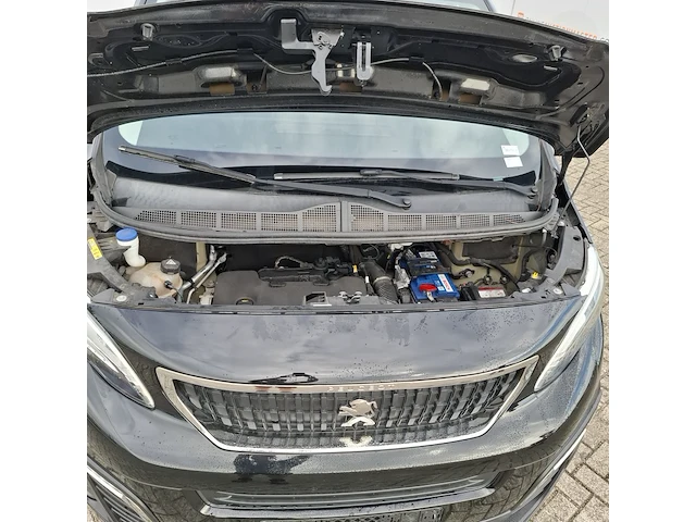Bedrijfsauto, peugeot, traveller - afbeelding 32 van  44