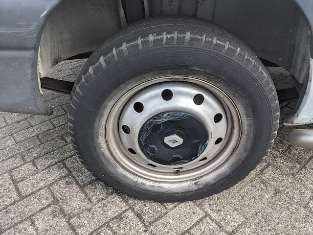 Bedrijfsauto renault, master t28 2.2 dci l1h1, bouwjaar 2003 - afbeelding 39 van  55