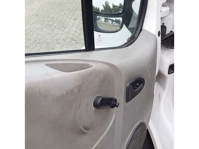 Bedrijfsauto renault, trafic 2.0 dci l1 h1, 2007 - afbeelding 29 van  45